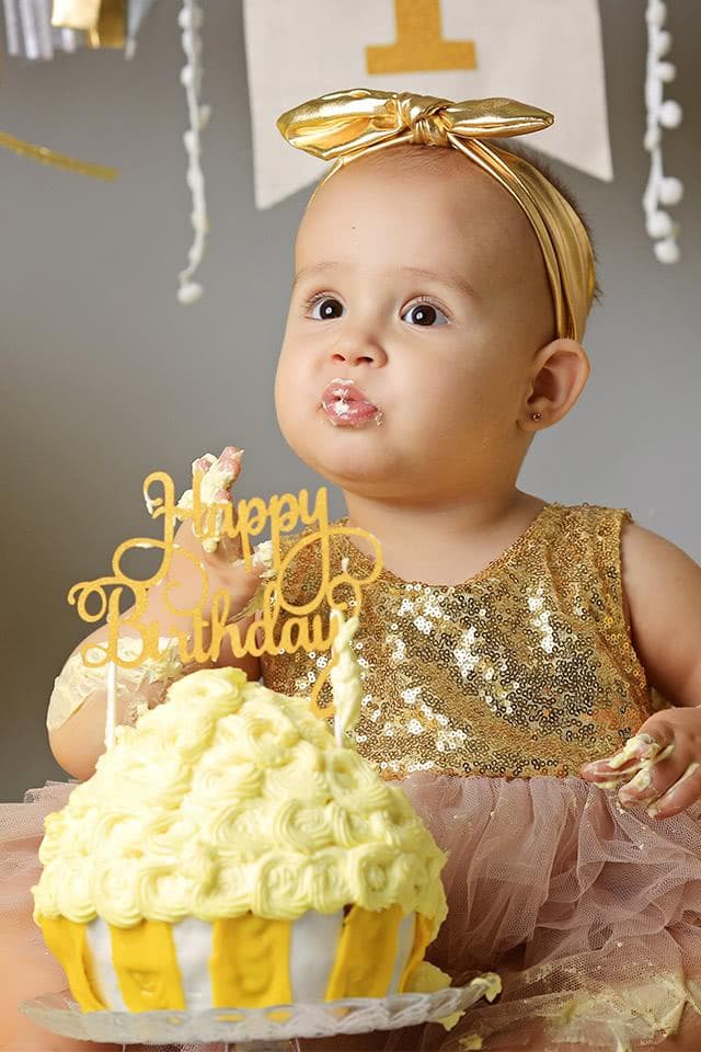 Baby birthday photoshoot gallery example
